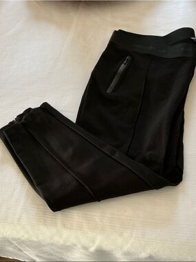 Karl Lagerfeld Black Stretchy Women's tapered leg pants